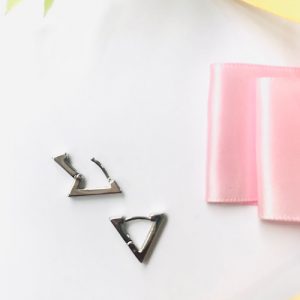 Silver Triangle Studs [UNISEX]